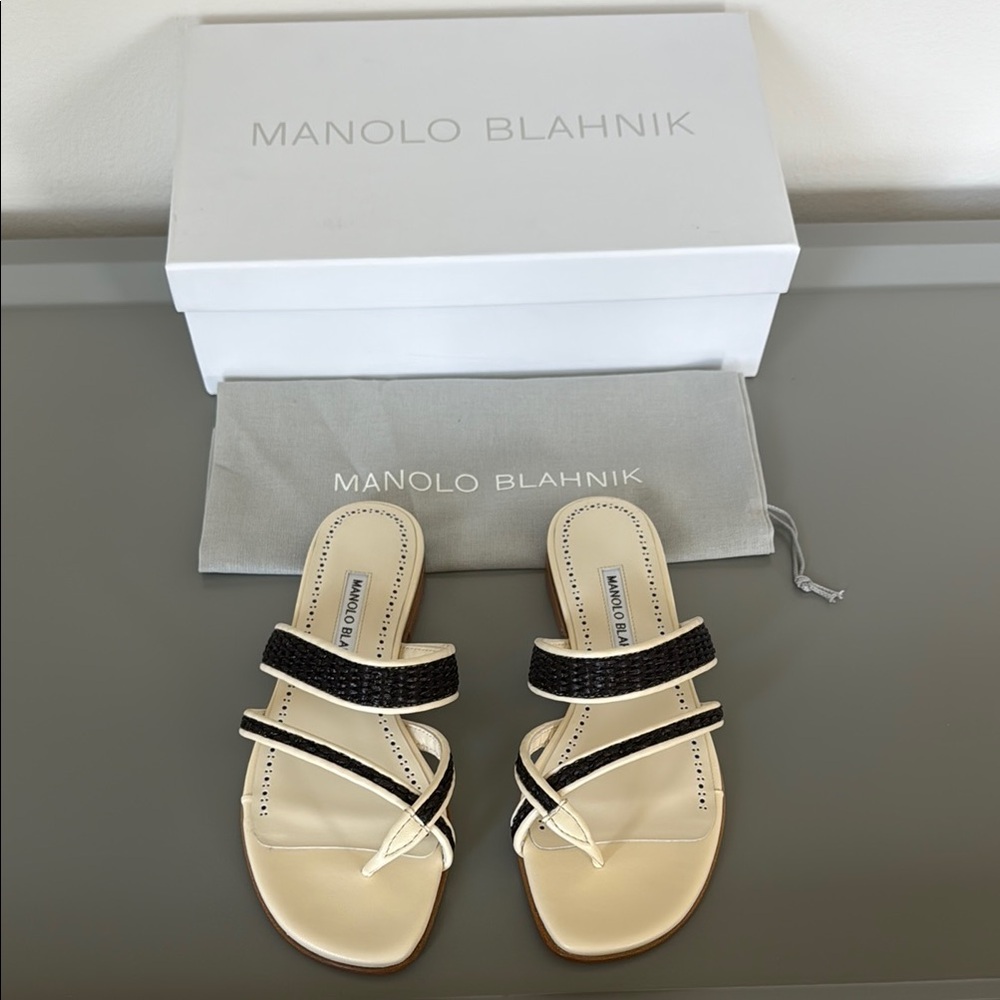 Manolo Blahnik SUSARA Cream and Black Raffia Flat Sandals